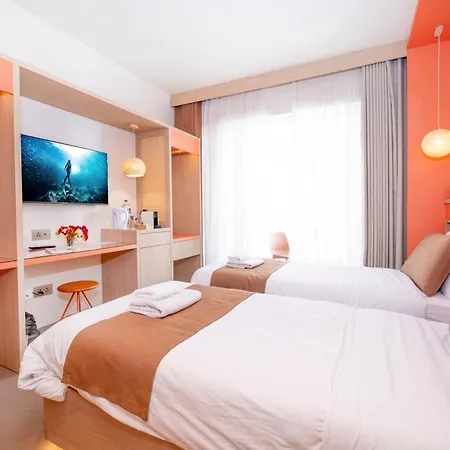 Atlantis Hotel *